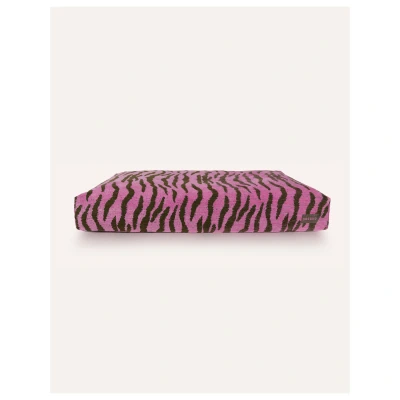 Afbeelding van Dogguo hondenkussen zebra print roze/groen