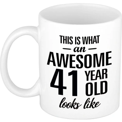 Afbeelding van Awesome 41 year cadeau mok / verjaardag beker 300 ml feest mokken
