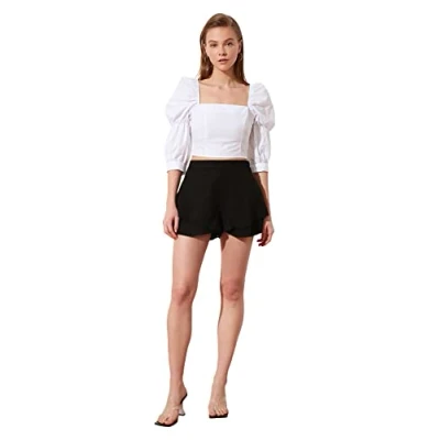 Afbeelding van Trendyol Roze Super Mini Geweven Short Met Volants Twoss19By0043