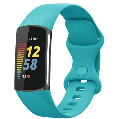 Afbeelding van Siliconen bandje voor de Fitbit Charge 5 / 6 Maat L Turquoise iMoshion En TPU (zacht)