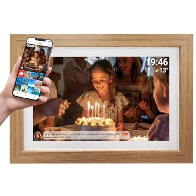 Afbeelding van Denver Digitale Fotolijst 15.6 Inch Hout XL Full HD Frameo App Fotokader WiFi 16GB IPS Touchscreen PFF1543LW
