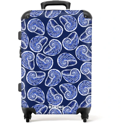 Afbeelding van NoBoringSuitcases.com Grote koffer Blauwe schelpen patroon Kinderkoffer geschikt voor jongen en meisjes Reiskoffer met 4 wielen Trolley op wieltjes Rolkoffer groot kinderen 72 liter Ruimbagage valies 20kg