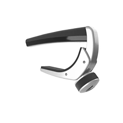 Afbeelding van D&#039;Addario Guitar Capo Pro Plus Ideaal voor 12 snarige gitaren FlexFit technologie Past zich aan elk fretboard optimale druk in Tune prestaties zilver