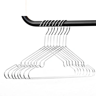 Afbeelding van Design kleerhangers van stevig metaal 8 stuks (zilver)
