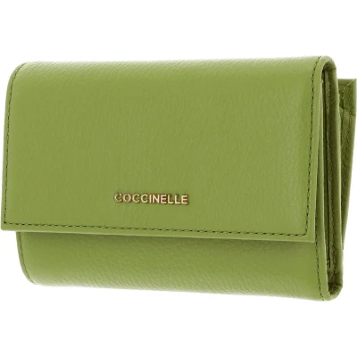 Afbeelding van COCCINELLE Leren Portemonnee Metallic Soft Wallet Grainy Leather Guacamole Groene