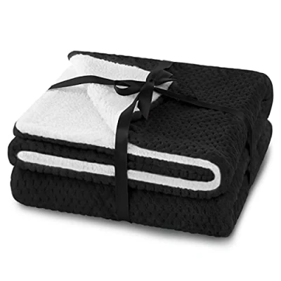 Afbeelding van AmeliaHome Knuffeldeken 170x210 cm delicate stiksels Sherpa lamsvel look woondeken Shleepy zwart