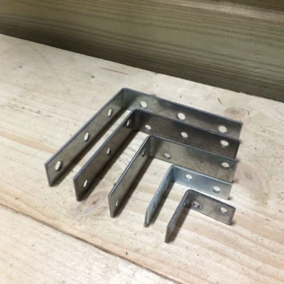 Afbeelding van Stoelhoek gegalvaniseerd 100 mm