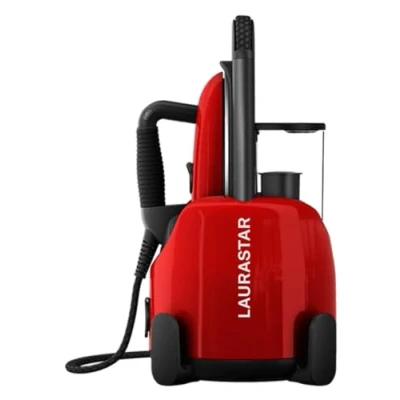 Afbeelding van Laurastar Lift Original Red Stoomstrijkstation, 3 in 1 strijkstation dat je kleding ontkreukt, strijkt en reinigt, hygiënische stoom, afneembare watertank, verticaal strijken, rood
