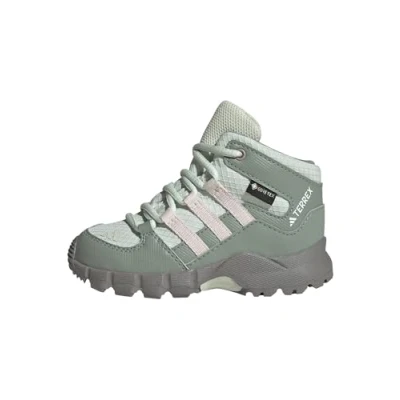 Afbeelding van adidas Uniseks Baby Terrex Mid GORE TEX Hiking Shoes, Linen Green/Putty Mauve/Silver Green, 27 EU