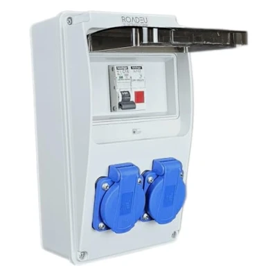 Afbeelding van RoadEu stroomverdeler met LED indicator. Volledig bedrade 2x Schuko 230V stopcontacten, 1x C16A stroomonderbreker en stroomindicator. IP54, perfect voor werkplaatsen.