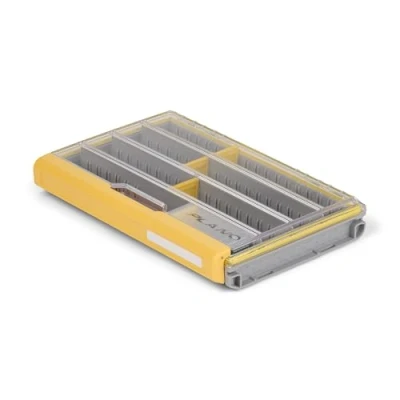 Afbeelding van Plano Edge 3600 Premium tackle Utility Box, grijs en geel met doorzichtig deksel, roestbestendig waterdicht, aanpasbare organisatie voor bescherming