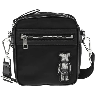 Afbeelding van Nylon BEARBRICK crossbodytas met leren afwerking in zwart