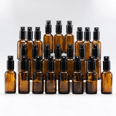 Afbeelding van Yizhao Amber Glass Spray Bottle 30ml, met Kleine Fijne Nevelspray, Metalen Dop, Navulbaar voor Essentiële Olie, Reizen, Schoonmaken, Parfum, Aromatherapie, Make up 24 Stuks