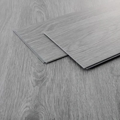 Afbeelding van ML Design Deluxe PVC vloeren Click 122 cm x 18 4,2 mm, dikte 7,7m²/35 planken, Windswell Hickory Oak Grijs