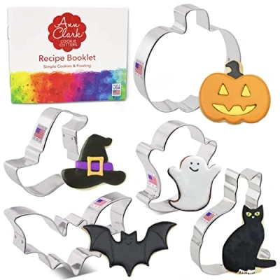 Afbeelding van Ann Clark Cookie Cutters 5 delige Halloween Koekjesvormset met Receptenboek, Pompoen, Vleermuis, Spook, Heksenmuts en kat