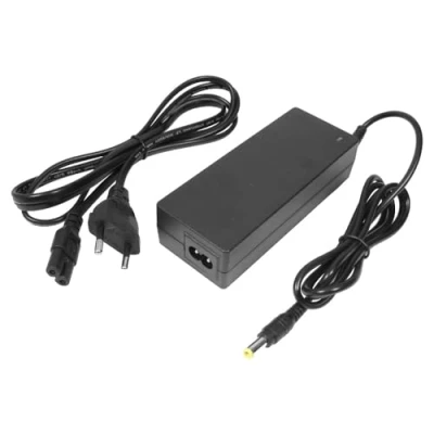 Afbeelding van Notebook Laptop Voeding Oplader Oplaadkabel Adapter 19V 4,74A 90W incl. Stroomkabel voor Toshiba Satellite P775 R830 A300 L300D L350 L350D L550 L650D L655 L655DC C660 C660D L670 C670 C670D. C850