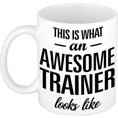 Afbeelding van Awesome trainer cadeau mok / beker voor je coach 300 ml feest mokken