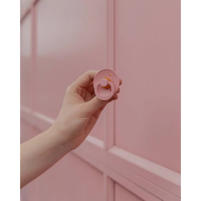 Afbeelding van Bibs Fopspeen natuurrubber baby pink maat 0 6 mnd