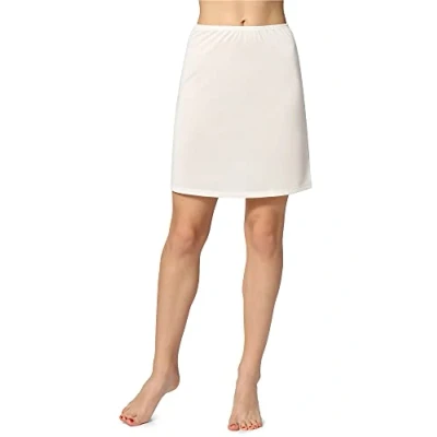 Afbeelding van Bellivalini BLV ME 897 Dames Onderrok kort elastisch licht Viscose Ecru L