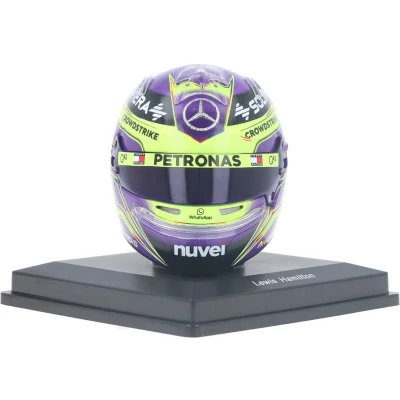Afbeelding van Mercedes AMG F1 W15 E Performance Spark Modelauto 1:5 2024 Lewis Hamilton Petronas