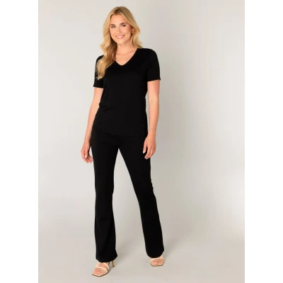 Afbeelding van Base Level basic T shirt Yanic zwart