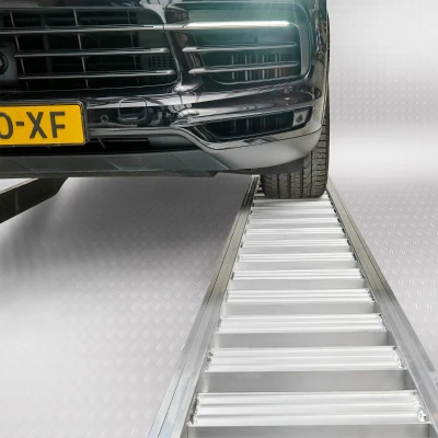 Afbeelding van Datona Auto Oprijplank 2 Ton Capaciteit 250 Cm Lang (250 x 44 14 cm)