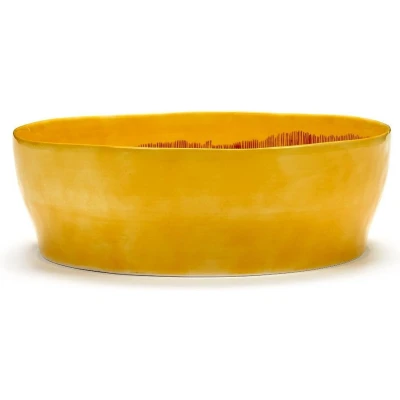 Afbeelding van Serax FEAST Sunny Yellow Swirl Stripes saladeschaal 28,5 cm Geel