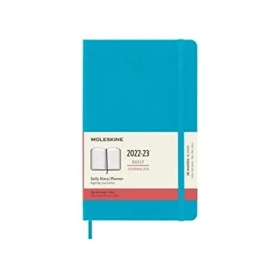 Afbeelding van Moleskine 18 Maanden 2022 2023 Dagplanner Met Harde Kaft En Elastische Sluiting, Maat Large, 13 X 21 Cm, Kleur Blauw