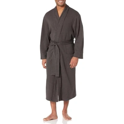 Afbeelding van Amazon Essentials Men&#039;s Lichtgewicht badjas met wafelpatroon (verkrijgbaar in grote en lange maten), Houtskoolzwart, M L