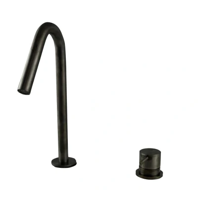 Afbeelding van Waterevolution Flow 2 gats wastafelkraan PVD Gun Metal met kleine V 127mm uitloop T1121VGME