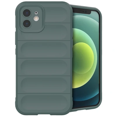 Afbeelding van Apple iPhone 12 Hoesje Siliconen en TPU (zacht) iMoshion Softcase/Backcover Donkergroen Telefoonhoesje