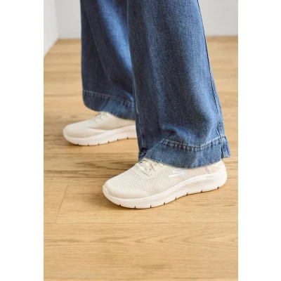 Afbeelding van Skechers Performance GO WALK FLEX Bungee Sportieve wandelschoenen, Dames, Maat: 35.5, Off white Textiel