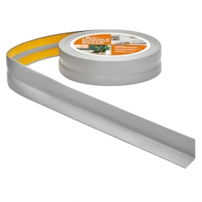Afbeelding van Quest Zachte plint, zelfklevend, 30 mm x mm, kniklijst, eindlijst voor keuken, badkamer, afdichtingstape, pvc, flexibel, waterdicht, decoratief, 5 meter, grijs