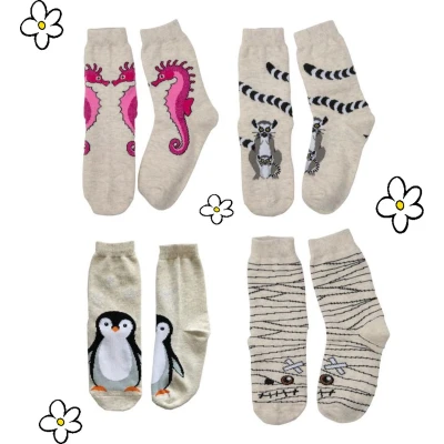Afbeelding van Nature Planet set van 4 leuke kindersokken, zeepaardje, ringstaartmaki, pinquin en mummie (100% Oeko tex gecertificeerd), maat 19 22