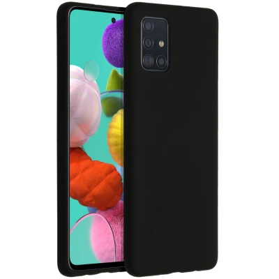 Afbeelding van Samsung Galaxy A51 Hoesje Siliconen en TPU (zacht) Accezz Softcase/Backcover Zwart Telefoonhoesje