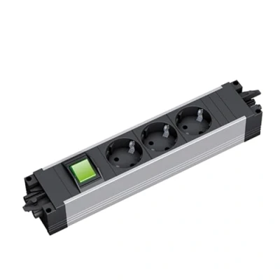 Afbeelding van Bachmann Step ALU 3xCEE7/3 1xschakelaar GST18