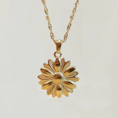 Afbeelding van Ava &amp; Imber Daisy Ketting Goud Verguld Stainless Steel met Grote Hanger Madelief Waterproof Sieraden
