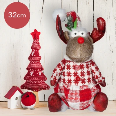 Afbeelding van Handgemaakt zittende Rendier mannetje met open jas en rood/wit geblokte broek 32(40)cm