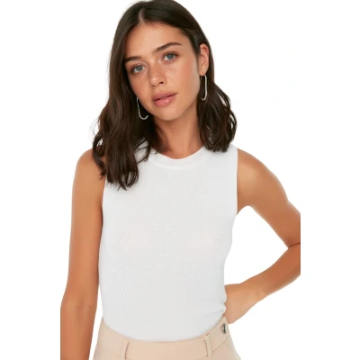 Afbeelding van Trendyol Ecru Gebreide Blouse Met Ronde Hals Twoss21Bz0098