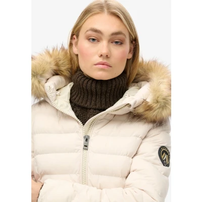 Afbeelding van Superdry Vrouwen Gewatteerde Fuji jas met Capuchon van Imitatiebont Beige Grootte: 34