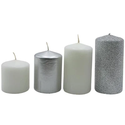 Afbeelding van Adventskaarsen, stompkaarsen, adventskranskaarsen, tafelkaarsen, blokkaarsen, tafelkaars in zilver wit en zilverglitter, levering 4 stuks, getrapt van L/B/H 5 x cm tot (l b h) 9