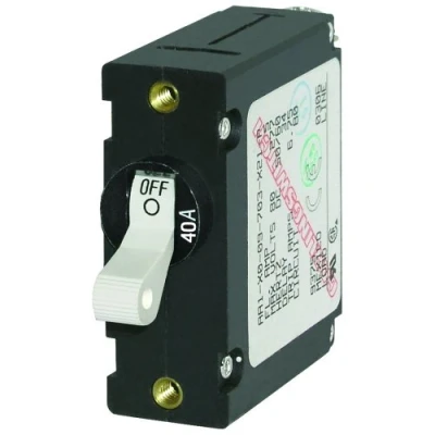 Afbeelding van Blue Sea Systems Ac/dc Single Pole Magnetic World Circuit Breaker 40a Schakelaar Zwart