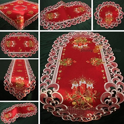 Afbeelding van Quinnyshop Kerst tafelloper, tafelkleed, donkerrood, lijkt op linnen, motief met rode kaarsen, geborduurd