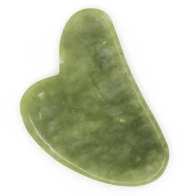 Afbeelding van Sun &amp; Sia Gua Sha van natuursteen groene jade (+ hoes) massage voor gezicht en lichaam om de teint te verfrissen, wallen donkere kringen behandelen, bloedsomloop stimuleren