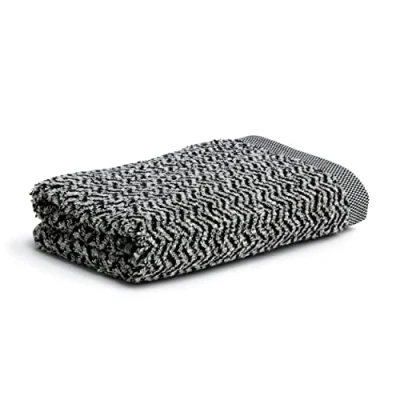 Afbeelding van möve Brooklyn handdoek visgraat 50 x 100 cm van 85% katoen / 10% viscose bamboecellulose 5% linnen, naturel/zwart