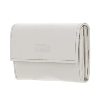 Afbeelding van FREDsBRUDER Leren Portemonnee Bestie Wallet With Lock Oat Milk Crème