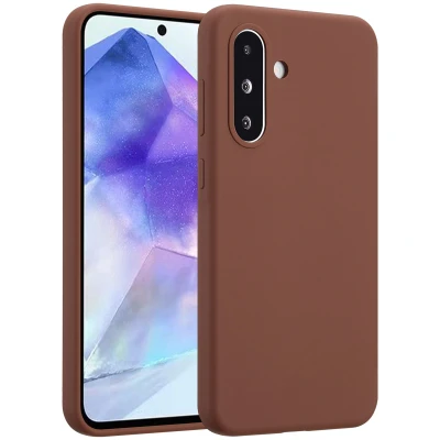 Afbeelding van Samsung Galaxy A36 Hoesje Siliconen en TPU (zacht) Accezz Softcase/Backcover Bruin Telefoonhoesje