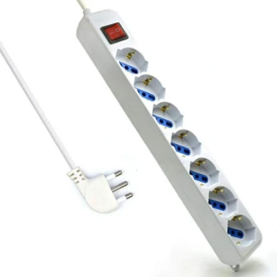 Afbeelding van 7 zits stopcontacten, elektrische stekkerdoos met Italiaanse stopcontacten 10 A/16 A en Schuko (Duits) stekker 16 A, vermogen 250 V/2500 W, kabel 1,5 meter, schuin 45