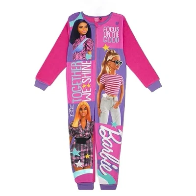 Afbeelding van Barbie Girls&#039; Pink All in One Nachtkleding Ervaar de charme van met deze comfortabele roze onesie Ideaal voor vrije tijd en ontspanning Gemaakt ultieme gezelligheid