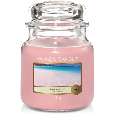 Abbildung von Yankee Candle Duftkerze Medium Pink Sands 13 cm / ø 11